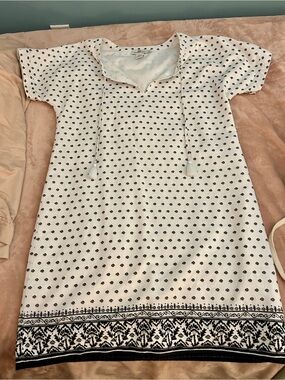 Vineyard Vines White and Patterned Dress